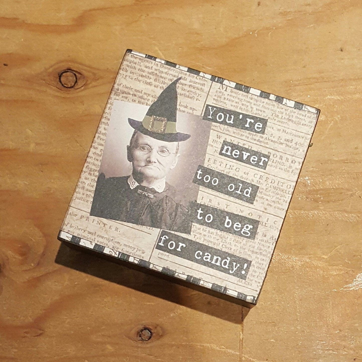 Halloween Stand-Up Sign-Decor-in2ition mercantile